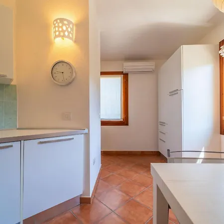 Holiday home Casa Lantana By Searly Rena Majore